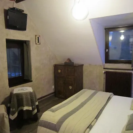 La Tour De Castel-vielh Gasthof 3*